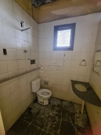 Imagem Casa a venda na Rua Senador Alencar, 1301 - Centro, com 2 quartos, 2 banheiros, Quintal e 1 Vaga de ...