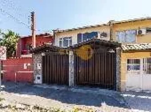 SOBRADO RESIDENCIAL OU COMERCIAL NO CENTRO DE PARANGUÁ