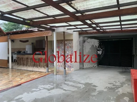 Imagem Casa de 5 suítes e 5 vagas de garagem no Morro da Nova Cintra em Santos por R$ 2.900.000,00