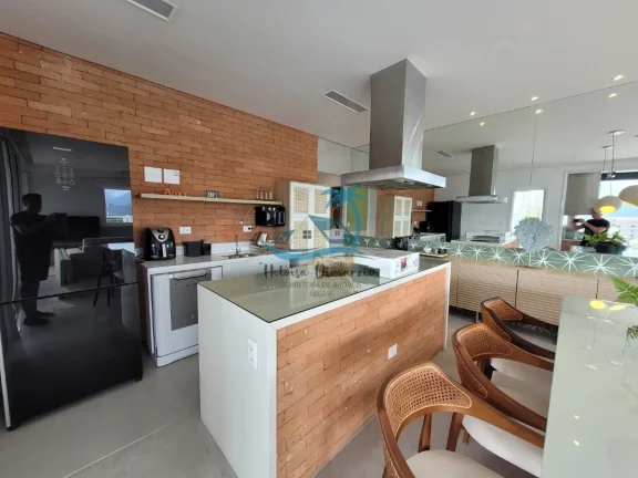 Imagem Apartamento cobertura penthouse com 4 suítes, vagas para 4 carros, 251 m² a venda no Itaguá em Ubatuba.