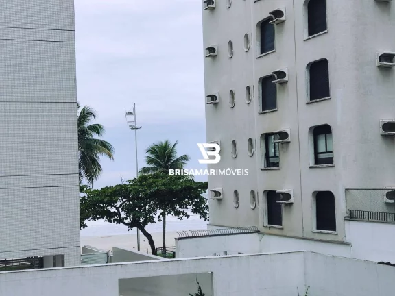 Imagem ASTÚRIAS- NA CALÇADA DA PRAIA , MARAVILHOSO APARTAMENTO , 02 VAGAS DE GARAGEM NO PRÉDIO.