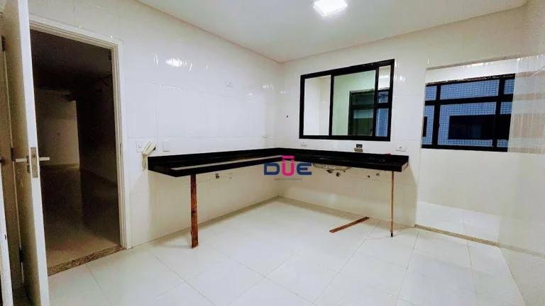 Imagem Apartamento com 3 dormitórios à venda, 130 m² por R$ 1.000.000,00 - Pompéia - Santos/SP