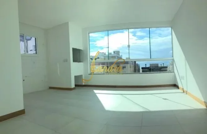 Imagem Apartamento padrão três dormitorios com móveis fixos e garagem