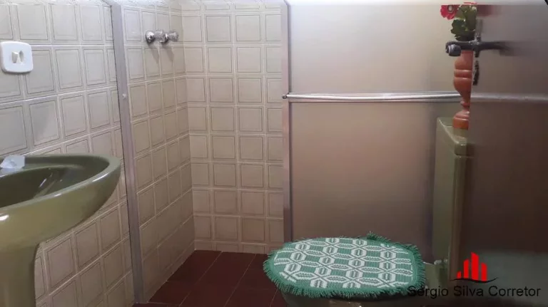 Imagem Casa a Venda com 03 Dormitórios no Jardim Manancial.