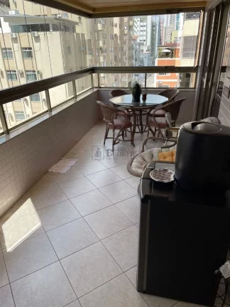 Imagem Apartamento Quadra Mar com 3 suítes à venda no Centro de Balneário Camboriú/SC