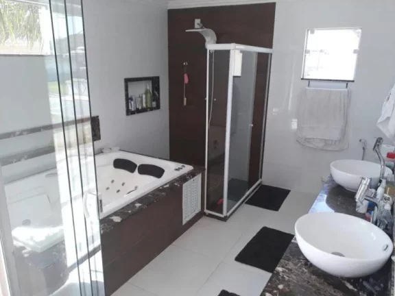 Imagem CASA PARA VENDA EM CONDOMÍNIO FECHADO, BARRA MACAÉ/RJ.
