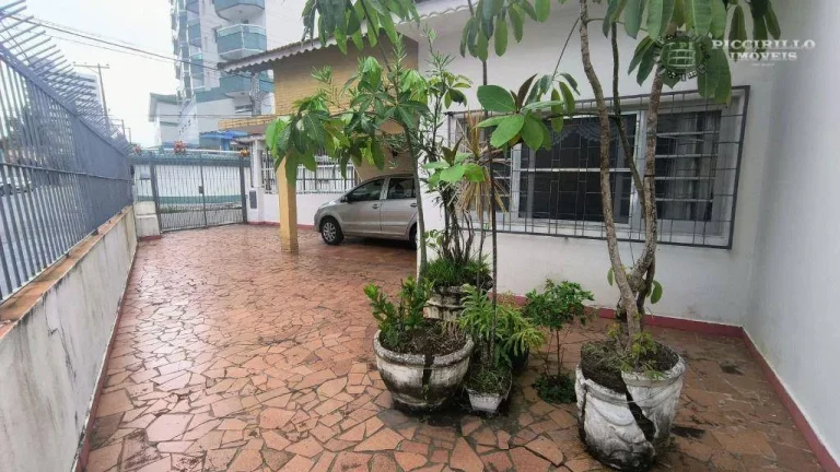 Imagem Casa com 3 dormitórios à venda, 240 m² por R$ 700.000,00 - Caiçara - Praia Grande/SP