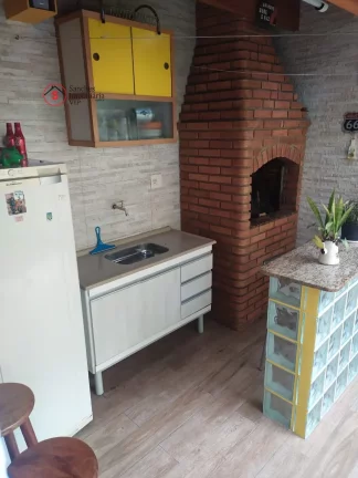 Imagem AMPLO SOBRADO A VENDA NO SITIO DA FIGUEIRA, COM 297 METROS E ÁREA GOURMET COM CHURRASQUEIRA. RUA TRANQUILA, PRÓXIMO A UBS E AMA VILA CALIFÓRNIA.