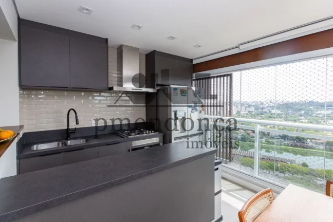 Imagem Cobertura com vista livre para a Marginal Pinheiros e um pôr do sol de tirar o fôlego. São 189m²...