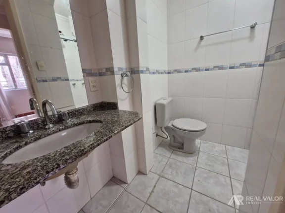 Imagem Apartamento para Locação com 03 Dormitórios e Semimobiliado no Bairro Batel em Curitiba