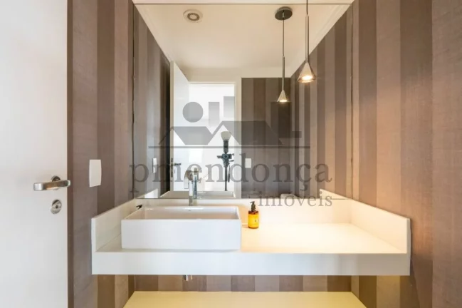 Imagem Apartamento Vila Nova Conceição com 240m², 3 suítes e 5 vagas