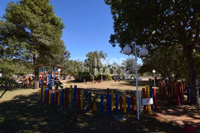 Imagem Lote à venda no Condomínio Alto da Boa Vista Sobradinho 250m². Oportunidade por R$350.000!