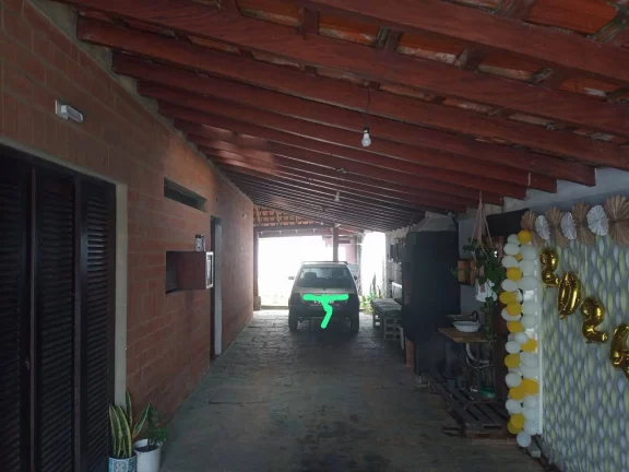 Imagem Casa ampla e edícula a venda no Perequê- Açú