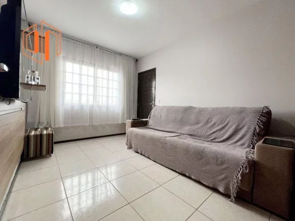 Imagem Casa para Venda em São José dos Pinhais, Cruzeiro, 2 dormitórios, 1 suíte, 3 banheiros, 2 vagas