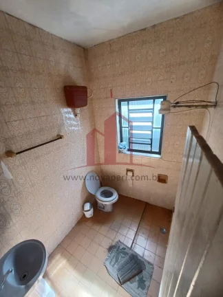 Imagem Casa à venda no Centro de Franco da Rocha-SP: 4 quartos, 1 sala, 2 banheiros, 2 vagas de garagem, 202,00 m² de área.