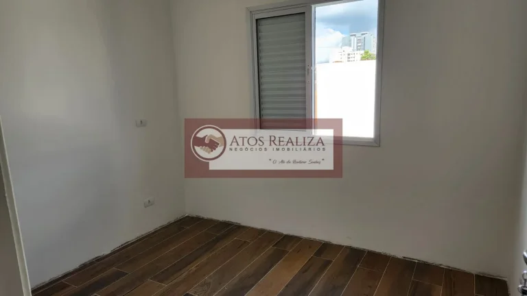 Imagem Sobrado em Vila São Pedro, SP - 110m², 3 dormitórios e 1 suíte por R$ 695.000 - Venda