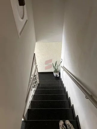 Imagem SOBRADO com 4 dormitórios à venda com 180m² por R$ 820.000,00 no bairro Weissópolis - PINHAIS / PR