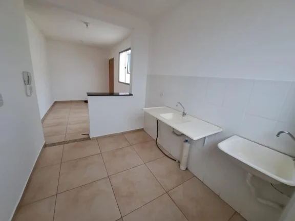 Imagem Garagem , sala, cozinha, banheiro social, 2 dormitórios e área de serviço.o Condominio oferece po...
