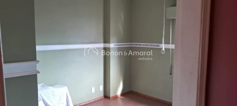 Imagem Apartamento à Venda no bairro Cambuí, Campinas ? Excelente Oportunidade de Retrofit

Este apartame...
