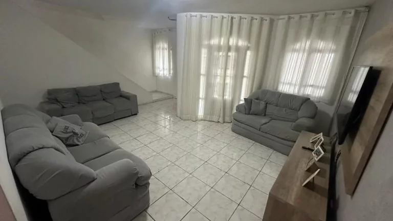 Imagem Sobrado com 2 dormitórios à venda, 400 m² por R$ 950.000,00 - Jardim Carlos Cooper - Suzano/SP