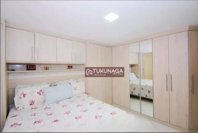 Imagem Casa com 4 dormitórios à venda, 270 m² por R$ 770.000,00 - Vila Flórida - Guarulhos/SP