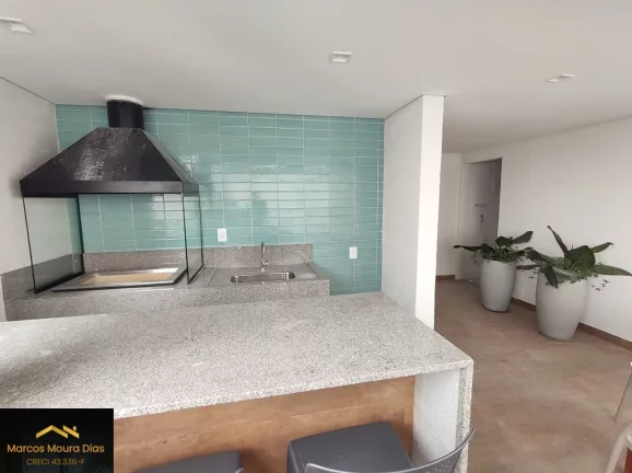 Imagem Apartamento ( Studio) com 1 Dormitório na Vila Romana, Novo, Vista Livre. Banheiro com Janela