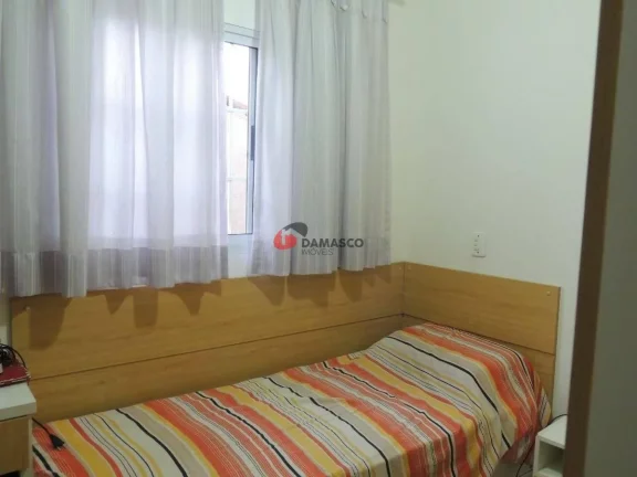 Imagem Sobrado à venda 4 Quartos, 1 Suite, 2 Vagas, 250M², Utinga, Santo André - SP