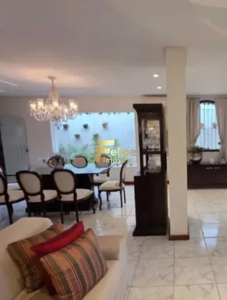Imagem LINDÍSSIMA CASA COM 04 QUARTOS, SENDO 02 SUÍTES E UMA LINDA PISCINA, À VENDA NA ILHA DO BOI, EM VITÓRIA/ES!