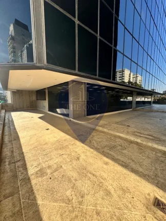 Imagem Conjunto comercial de alto padrão para locação no Jardim Paulistano, São Paulo-SP: 1 sala, 1 banheiro, 6 vagas, 1.381m².