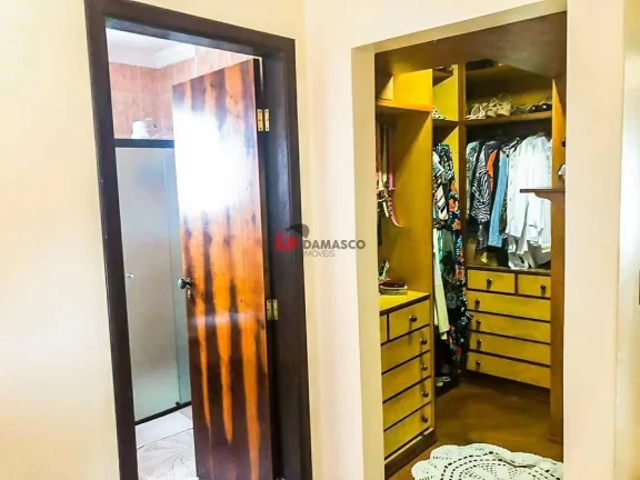 Imagem Sobrado à venda 5 Quartos, 2 Suites, 6 Vagas, Vila Sacadura Cabral, Santo André - SP