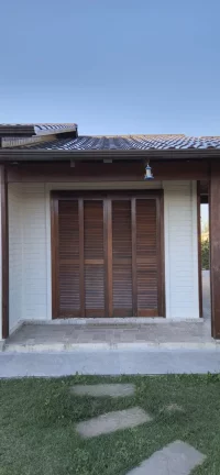Imagem Casa à venda, com 2 quartos, 78m²