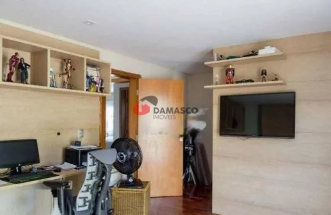 Imagem Sobrado à venda 4 Quartos, 3 Suites, 4 Vagas, 260M², Jardim São Caetano, São Caetano do Sul - SP