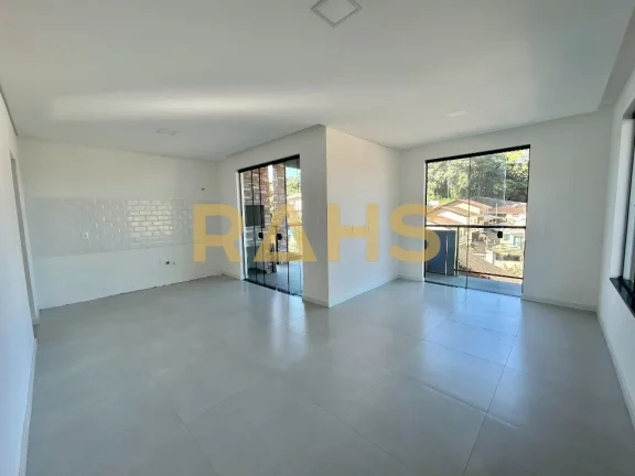 Imagem Linda casa recém construída com 1 suíte e 2 quartos, sacada com churrasqueira e 2 vagas de garage...