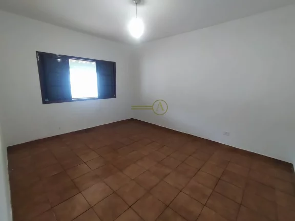 Imagem Casa térrea, 3 dorms, muito bem localizada à venda em Peruíbe
