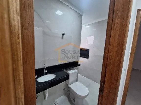 Imagem Sobrado 3 dormitórios, sendo 1 suíte, sala espaçosa, cozinha funcional, 2 lavabos, banheiro socia...