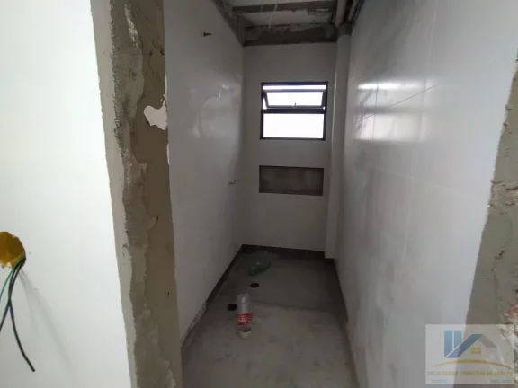 Imagem Cobertura Duplex para Venda em São José dos Pinhais, São Cristóvão, 4 dormitórios, 1 suíte, 2 banheiros, 2 vagas