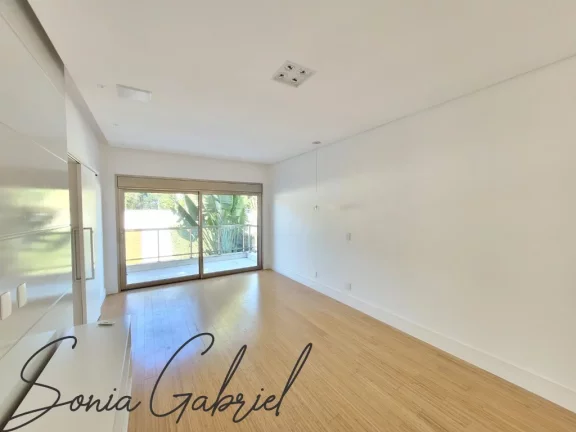 Imagem Casa de luxo no Condomínio Alpes de Vinhedo: 4 quartos, 4 suítes, 3 salas, 6 banheiros, 10 vagas, 566,90m². Venha conhecer! Imagem Casa de luxo no Condomínio Alpes de Vinhedo: 4 quartos, 4 suítes, 3 salas, 6 banheiros, 10 vagas, 566,90m². Venha conhecer!