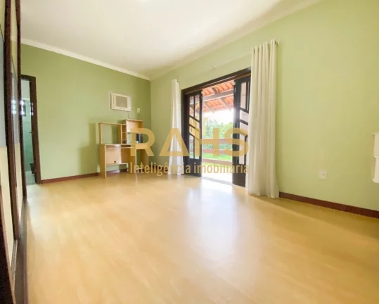 Imagem CASA NO VILA NOVA, PRÓXIMO A RUA XV DE NOVEMBR0 Excelente Sobrado, no Bairro Vila Nova, com 238 m2 ...