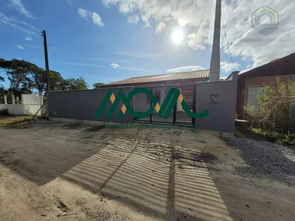 Imagem Casa para Alugar no Pontal de Itapoá - 2 Quartos, Laje, Ampla Varanda e Boa Localização