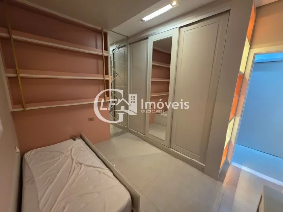 Imagem Casa à venda na Vila Vilas Boas: 3 suítes, 2 salas, 5 banheiros, vagas de garagem, 250m². Confira já!