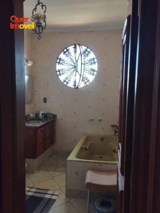 Imagem Espetacular casa à venda em Ribeirão Preto-SP, Ribeirânia: 4 quartos, 2 suítes, 3 salas, 6 banheiros, 6 vagas, 495,85m²!