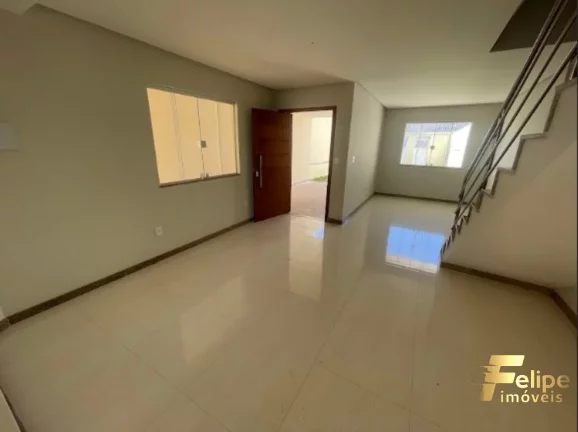 Imagem CASA DUPLEX NO ITAPEBUSSÚ / GUARAPARI - ES