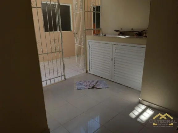 Imagem Casa com 2 quartos (1 Suíte) 4 vagas - Jardim Messina - Jundiaí/SP