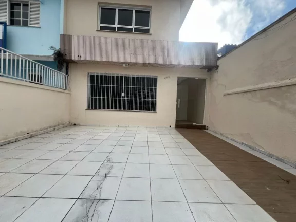 Imagem Sobrado com 3 dormitórios à venda, 160 m² por R$ 745.000,00 - Jardim Santa Helena - Suzano/SP
