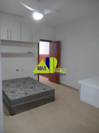 Imagem Imperdível! Casa à venda em São Paulo-SP, no Jardim Laone, com 3 quartos, 2 suítes, 2 salas, 4 banheiros, 4 vagas de garagem, 557m².