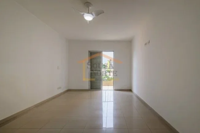 Imagem Sobrado com 175m² de área construída, distribuído em três níveis. Possui 3 dormitórios, sendo...