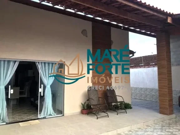 Imagem AMPLA CASA RECÉM REFORMADA COM 2 EDÍCULAS BEM PERTO DA PRAIA!