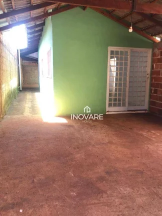 Imagem Casa com 3 dormitórios à venda por R$ 230.000,00 - Alto do Trindade - Itumbiara/GO
