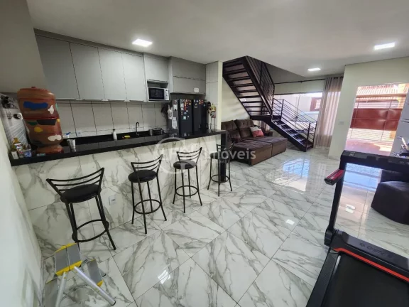 Imagem Impecável casa à venda em Campo Grande-MS, Jardim Tijuca: 3 quartos, 2 suítes, 1 sala, 2 vagas, 152m². Venha conferir!