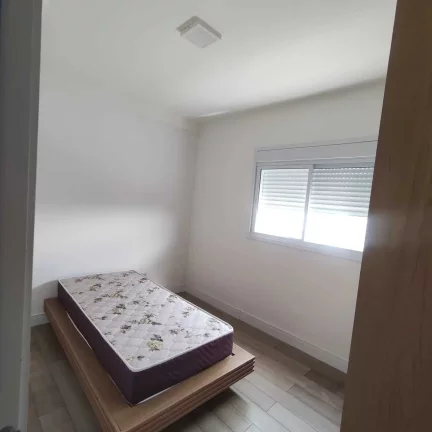 Imagem Apartamento mobiliado com 3 dormitórios sendo 1 suíte e 1 vaga de garagem no Centro de Joinville